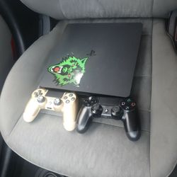 PS4 With 2 Controllers