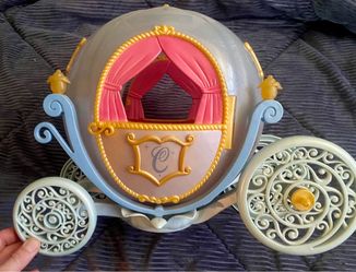 Cinderella carriage for dolls