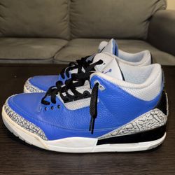 Air Jordan “VARSITY ROYAL”