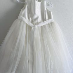 Flower Girl Dress (4t) . David’s Bridal 