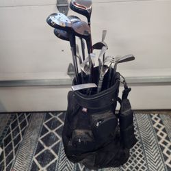 *** SET OF GOLF CLUBS ***