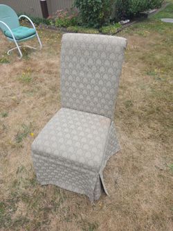 Vanity chair