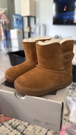 UGG Baby Keelan