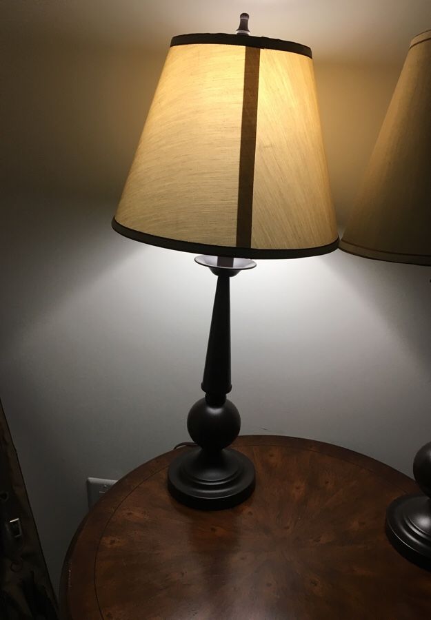 Matching bedroom table side lamps