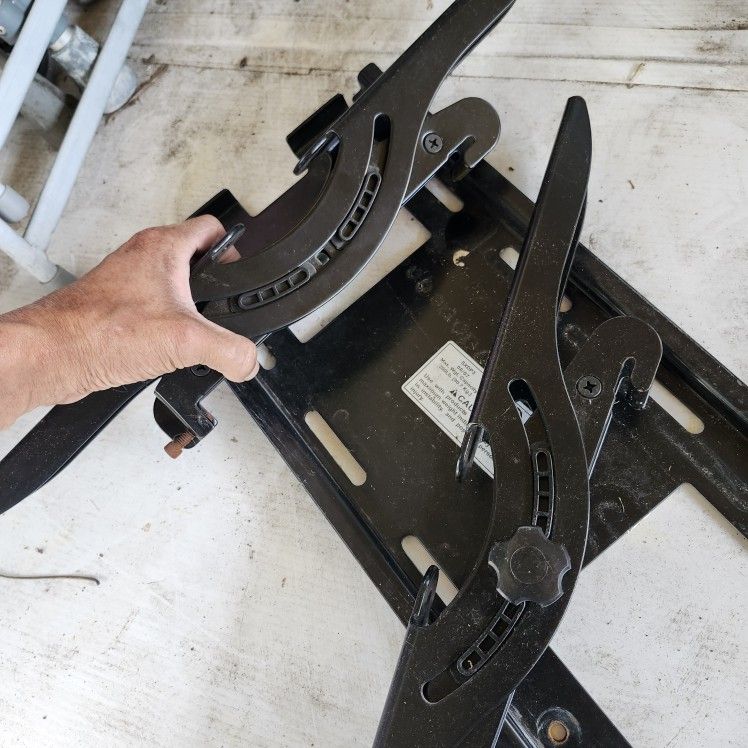 You Get Your Own Screws Flat Screen TV Wall Mounting Kit Bracket And Mount