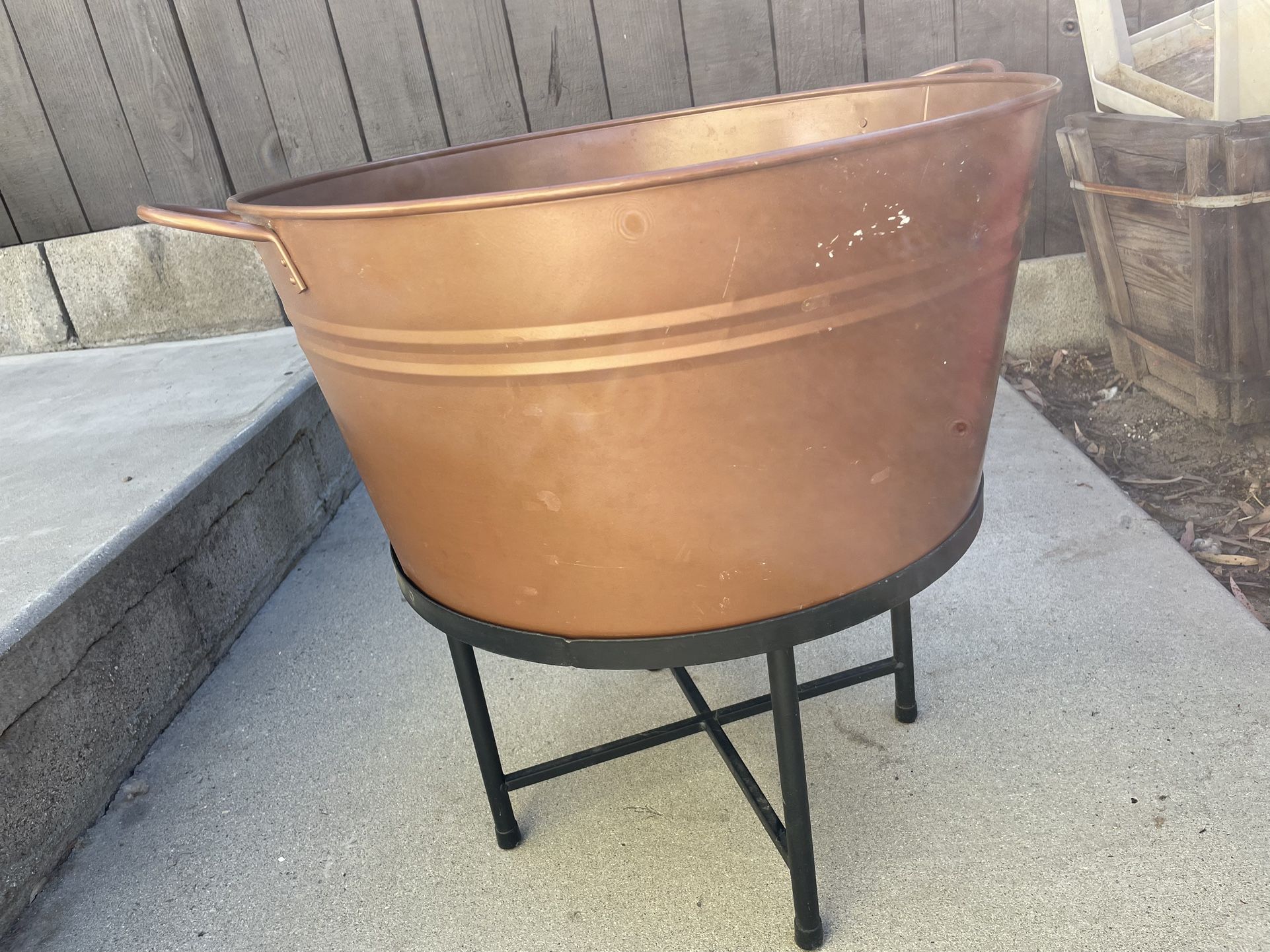 Beverage Tub With Stand 20.00