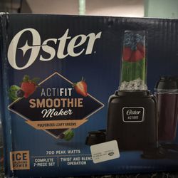 Oster Batidora ActiFit, Personal Blender con Motor de 700 Vatios $45