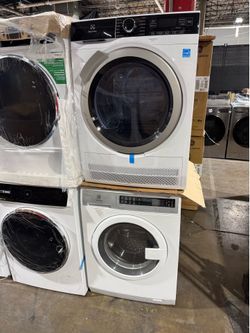 24” new stackble washer& electric dryer