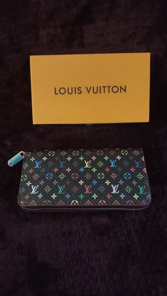 Louis Vuitton Zippy Wallet