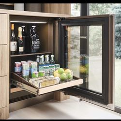 🔥 Sub-Zero 24” Undercounter Refrigerator – NEW OPEN BOX  Luxury Sub-Zero 24-inch undercounter refrigerator, NEW OPEN BOX, never used.  Perfect for ba