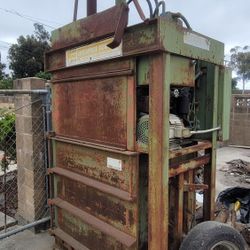 Cardboard Hydraulic Compactor 