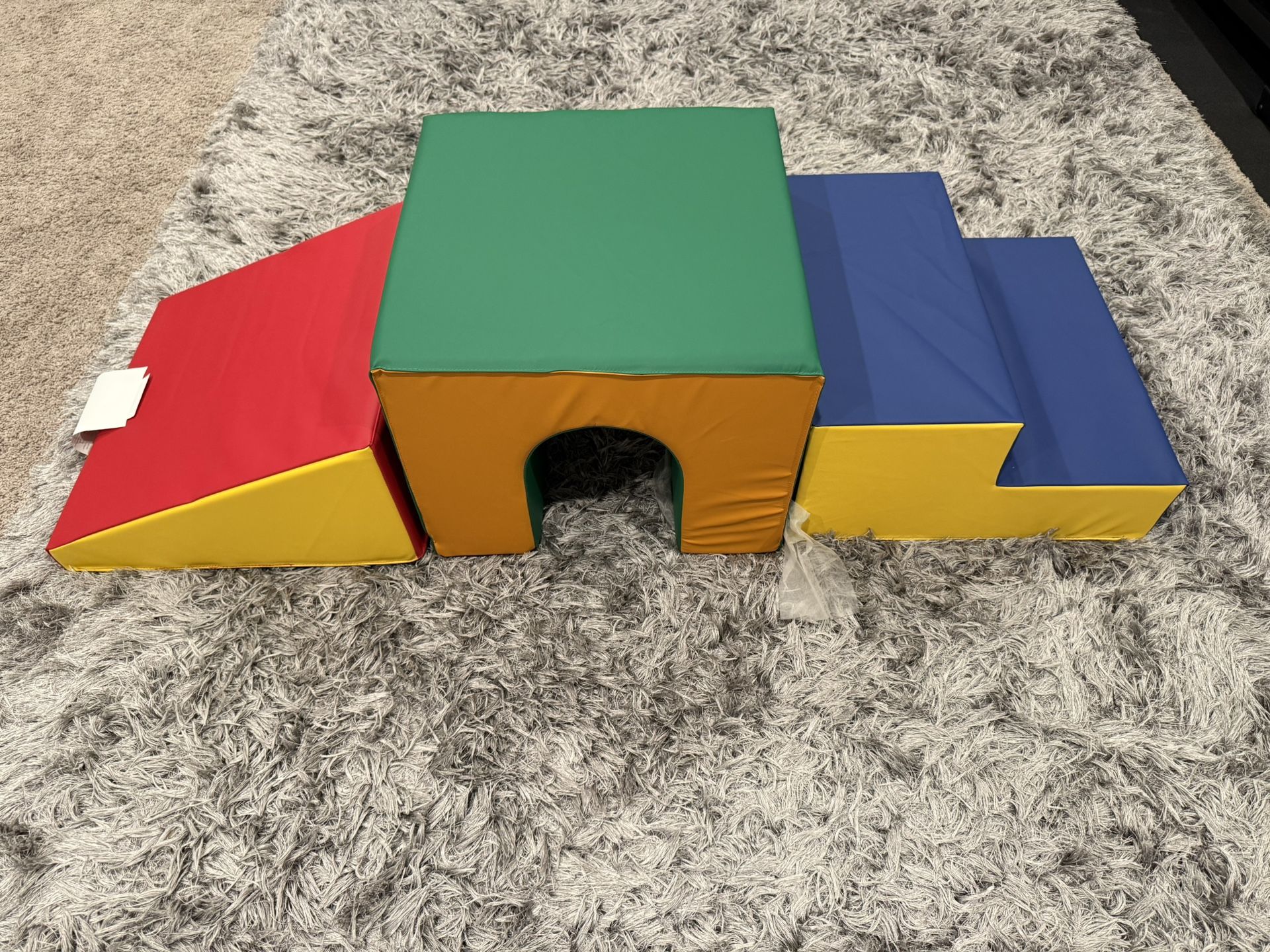 Amazon Basics Kids Soft Play Single Tunnel