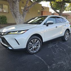 2021 Toyota Venza Híbrida 