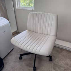 Cross legged Office Chair