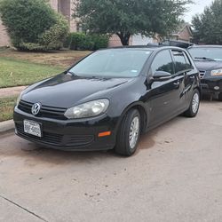 2012 Volkswagen Golf Runs Great