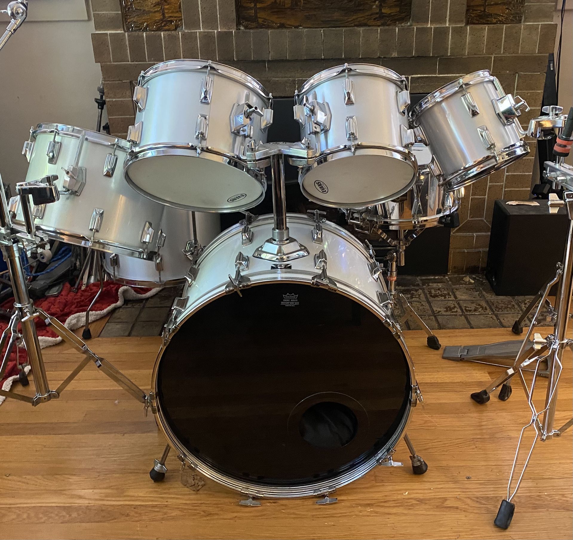 Collector’s Vintage Tama Imperialstar Drum Shells or Drum Set.