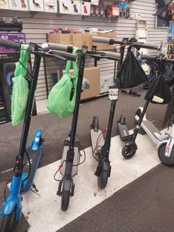 Escooter With Top Speed Upto 25mph , Long Range Easy Commute Rechargeable Price Starts At $199