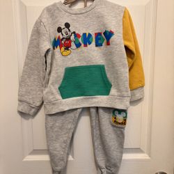 Mickey Outfit - Size 3t 