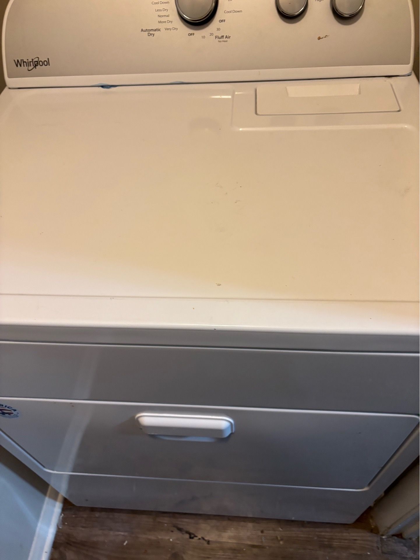 Moving must go !Washer and dryer (like new)