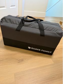 Guava Travel Crib