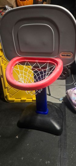 Little Tikes kids toddler basketball hoop