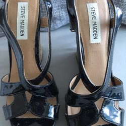 Steve Madden Black Wedges