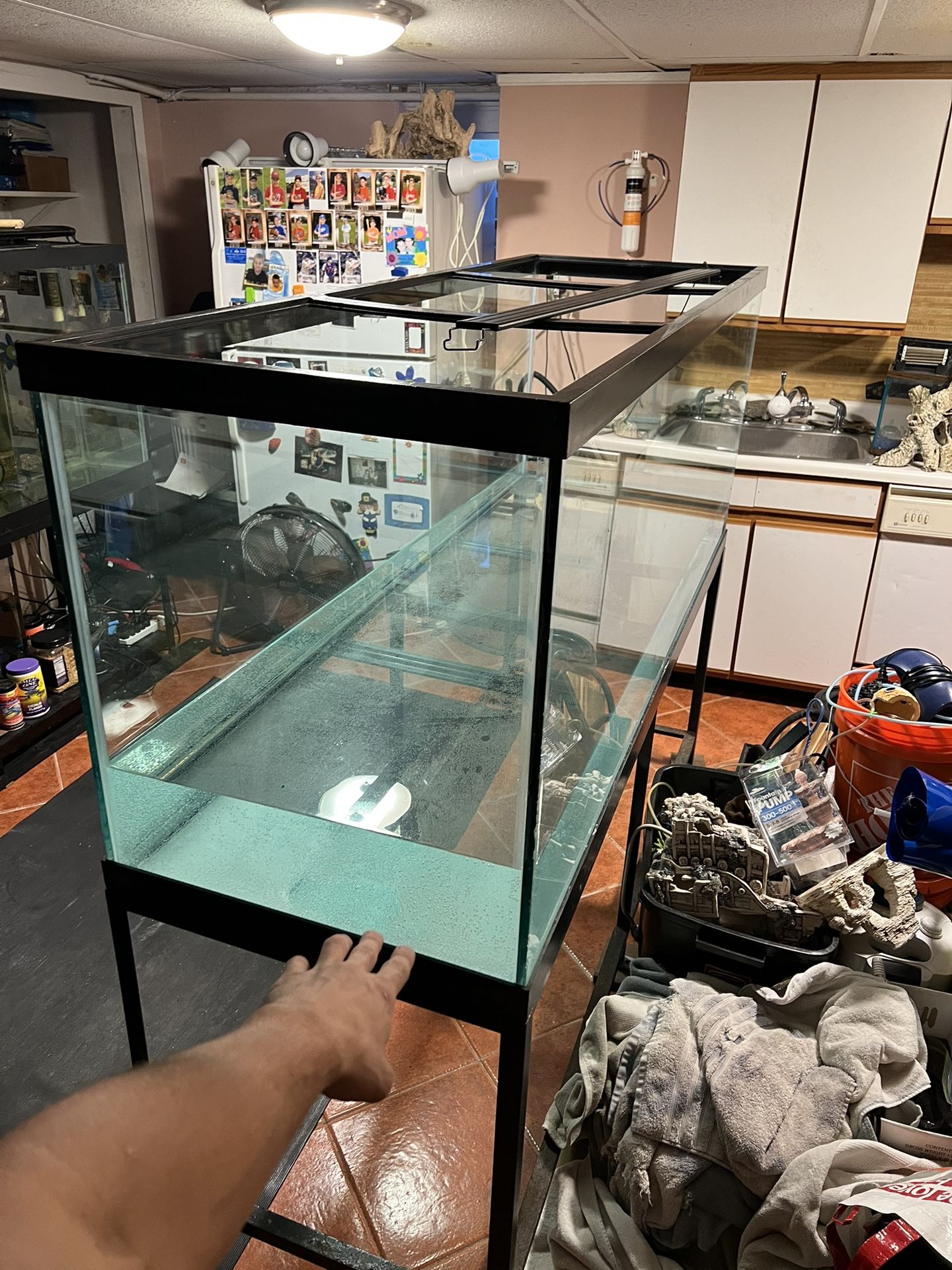 210 Gallon Fish Tank For Sale In Rockville Centre NY OfferUp 210-gallon-fish-tank-for-sale-in-rockville-centre-ny-offerup