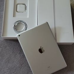 IPad 7th Wifi + Cellular Unlocked