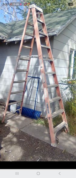 10 ft fiberglass Louisvlille ladder