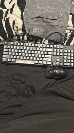 Gaming keyboard and mouse