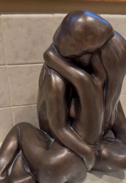 Vintage Leonardo Artworks 1968 Plaster Bronze Finish Sculpture Intertwined Lovers