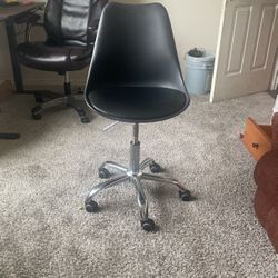 Black Office Chair 
