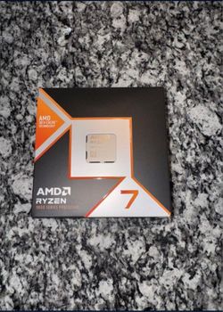 AMD RYZEN 7 9800X3D 8-Core, 16-Thread Desktop Processor BRAND NEW IN HAND