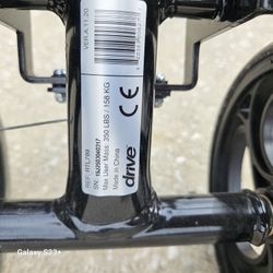 KNEE SCOOTER MEDICAL  WALKER