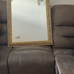espejo mediano color dorado 