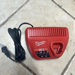 Milwaukee M-12 Charger  Tools
