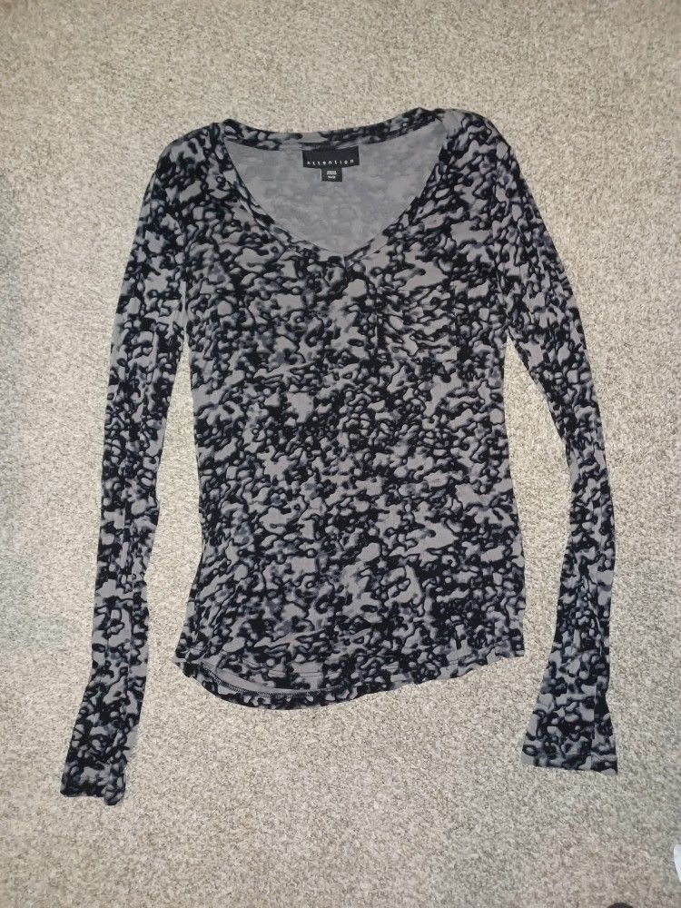 Fitted Long Sleeve Shirt