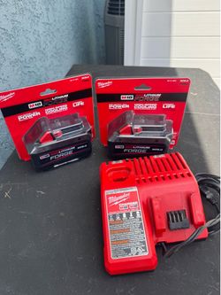 Milwaukee M18 XC8.0 Forge