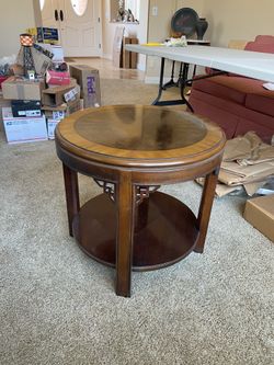 End table