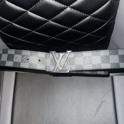 Louis Vuitton Men’s Designer Belt