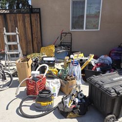 I have a lot of Balios things for sale. I'm selling everything for $260. If you're interested, come pick everything up soon.