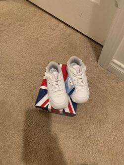 Reebok kids shoes sz 9 (new) pick up oswell & 58