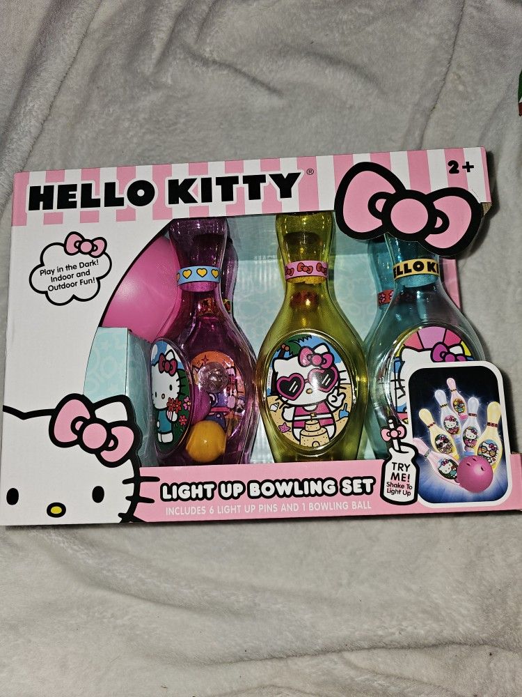 Hello Kitty Light Up Bowling Set