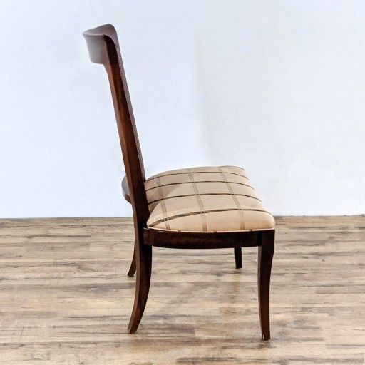 Set of Six Ethan Allen Dining Chairs (1050409)