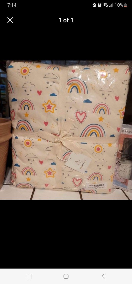 Babys Care 100% Organic Sheets 41x48 Rainbow. Brand New.