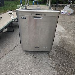 Maytag Dishwasher 