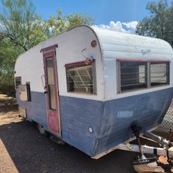 Bumble Bee Camping Trailer
