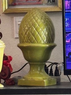 Green stoneware artichoke vintage