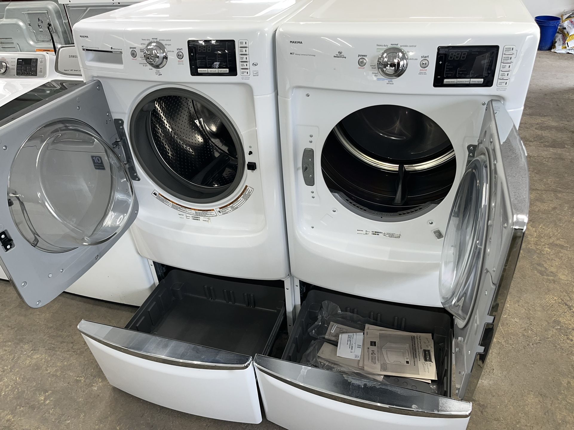 Maytag Set Washer And Gas Dryer Good Condition We Delivery for Sale in
