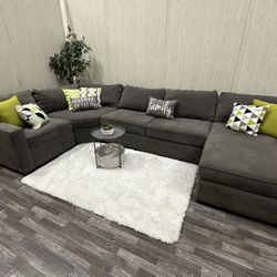 Large Gray Jonathan Louis Modular Sectional - Delivery Available 